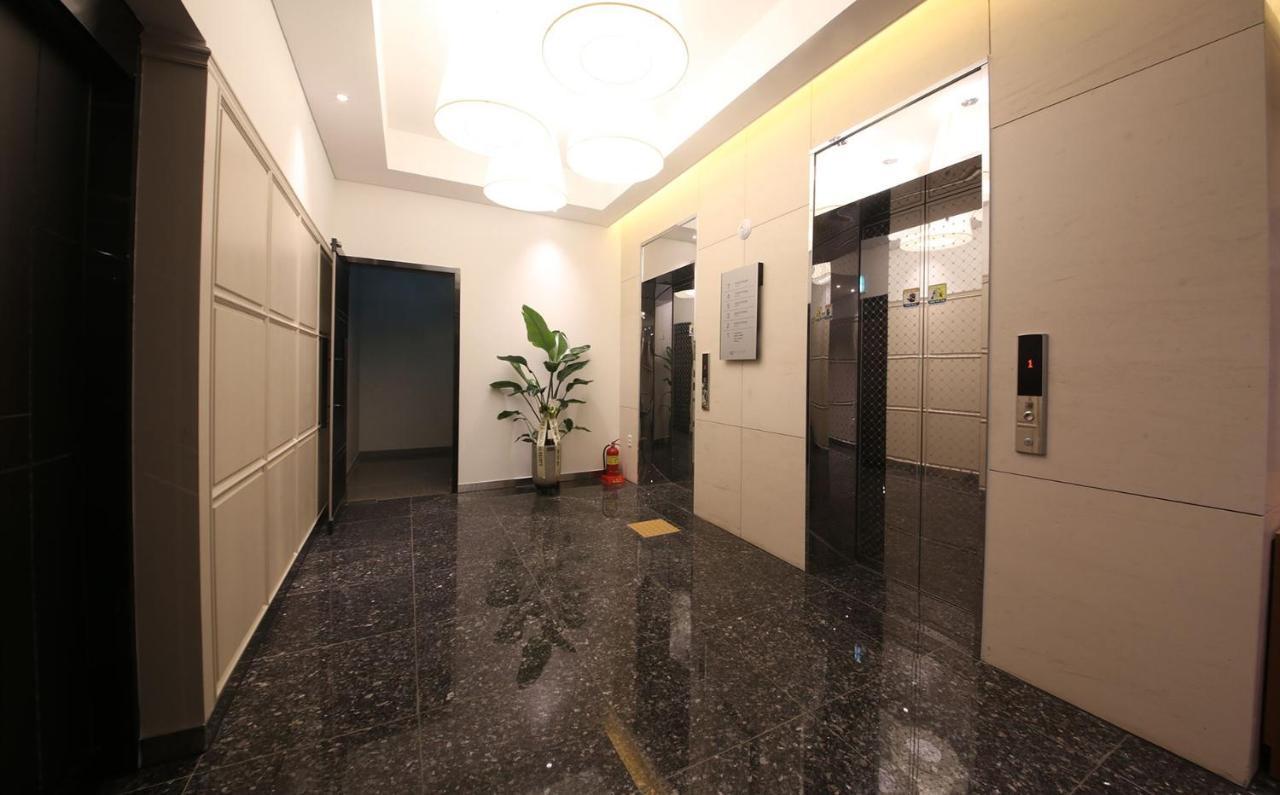 H Avenue Hotel In Γκιονγκγού Εξωτερικό φωτογραφία